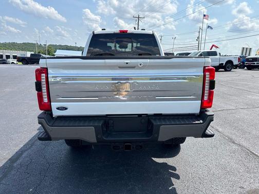 Star White Metallic Tri-Coat 2026 Ford F-250 King Ranch