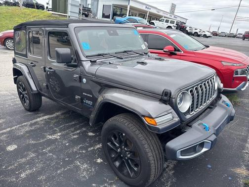 Granite Crystal Metallic Clearcoat 2024 Jeep Wrangler 4xe Sahara