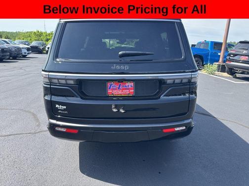High Gloss Black 2026 Jeep Grand Wagoneer L 4x4