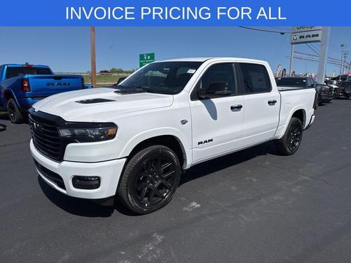 Bright White Clearcoat 2026 RAM 1500 Laramie