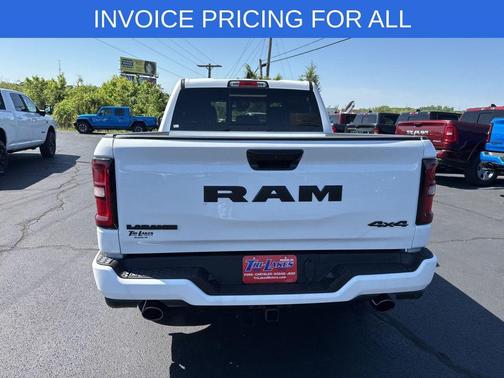 Bright White Clearcoat 2026 RAM 1500 Laramie