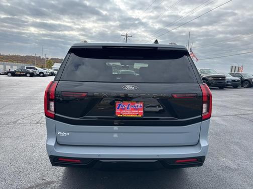 2025 Ford Expedition Tremor