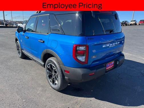 VELOCITY BLUE METALLIC 2026 Ford Bronco Sport Outer Banks