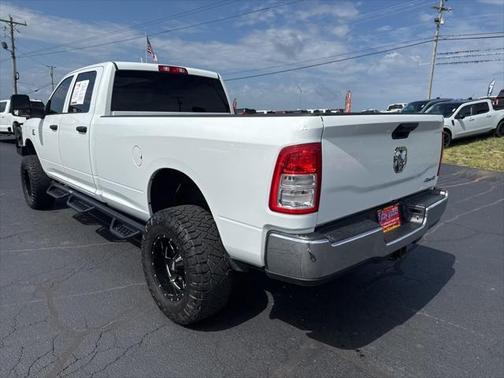 2023 RAM 3500 Tradesman Crew Cab 4x4 8' Box