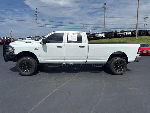 2023 RAM 3500 Tradesman Crew Cab 4x4 8' Box