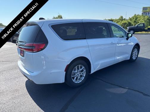 2025 Chrysler Pacifica L