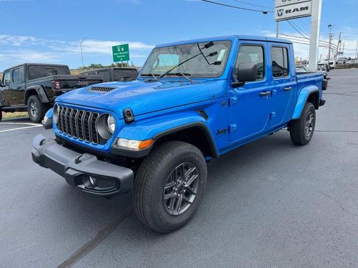 2025 Jeep Gladiator Sport S