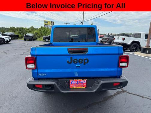 Hydro Blue Pearlcoat 2025 Jeep Gladiator Sport S