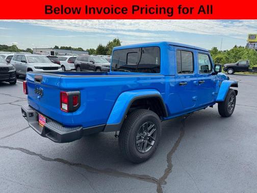 Hydro Blue Pearlcoat 2025 Jeep Gladiator Sport S