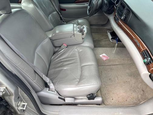 Platinum Metallic 2005 Buick LeSabre Custom