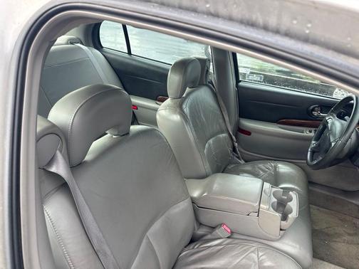 Platinum Metallic 2005 Buick LeSabre Custom