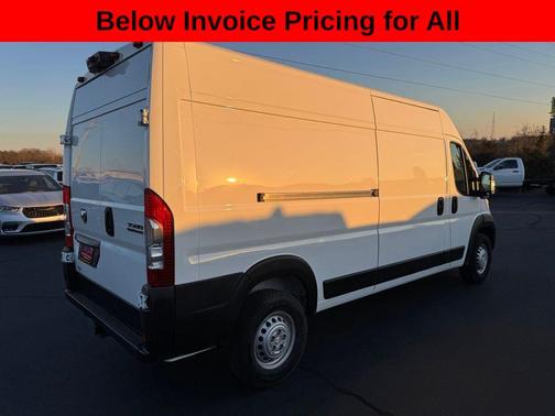 Bright White Clearcoat 2026 RAM ProMaster 3500 High Roof
