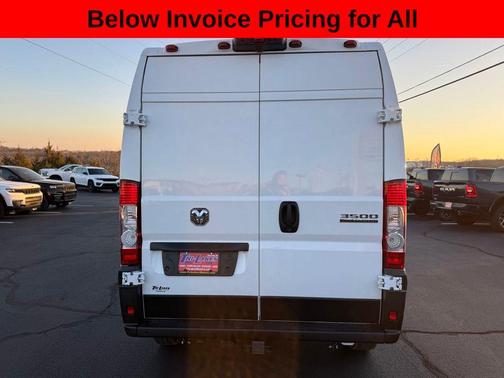 Bright White Clearcoat 2026 RAM ProMaster 3500 High Roof