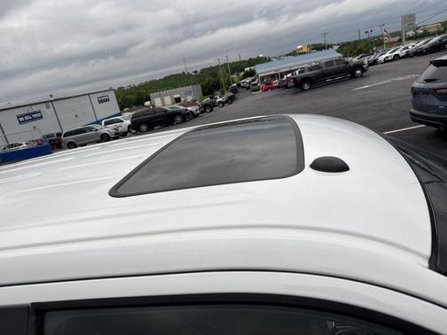 White 2010 Ford F-150 King Ranch