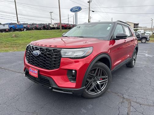 2025 Ford Explorer ST-Line