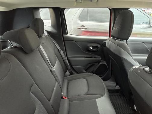 2022 Jeep Renegade Trailhawk