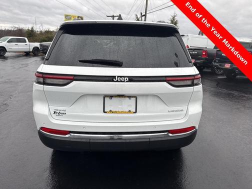 2025 Jeep Grand Cherokee Laredo