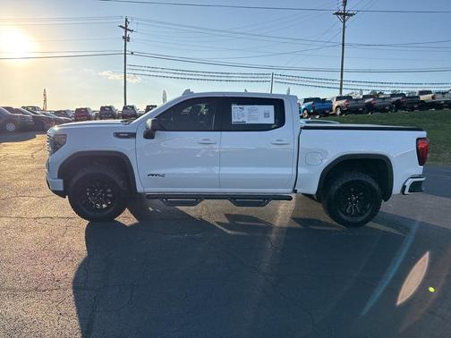 2022 GMC Sierra 1500 AT4