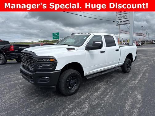2025 RAM 2500 Tradesman Crew Cab 4x4 6'4' Box