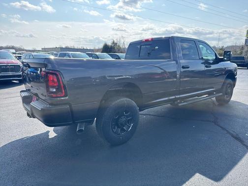 2026 RAM 3500 Tradesman Crew Cab 4x4 8' Box