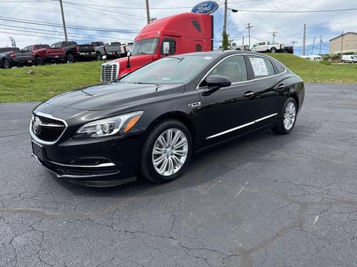 Black Onyx 2018 Buick LaCrosse Premium