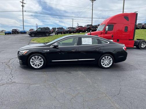 Black Onyx 2018 Buick LaCrosse Premium