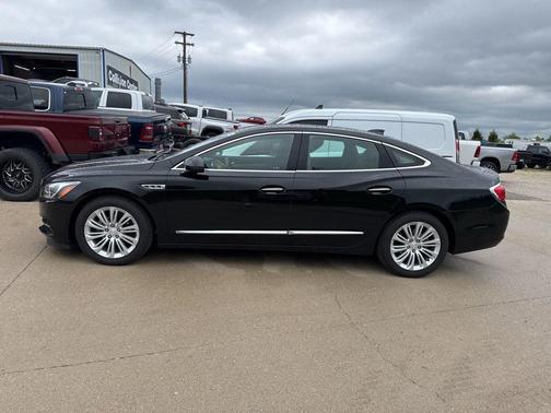Black Onyx 2018 Buick LaCrosse Premium