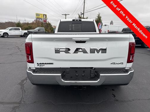 2026 RAM 3500 Laramie Crew Cab 4x4 8' Box