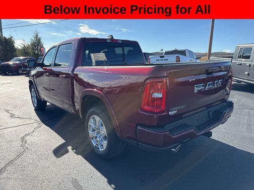 Delmonico Red Pearlcoat 2026 RAM 1500 Big Horn/Lone Star