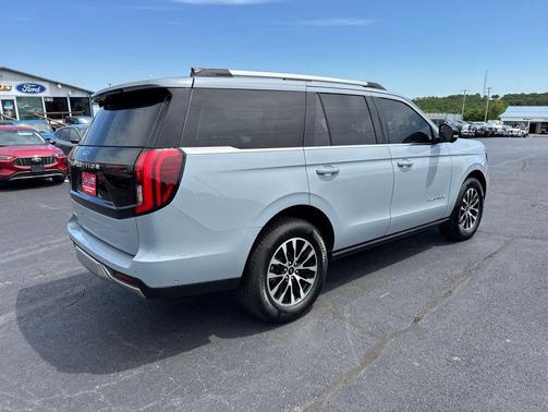 GLACIER GRAY METALLIC TC 2025 Ford Expedition Platinum