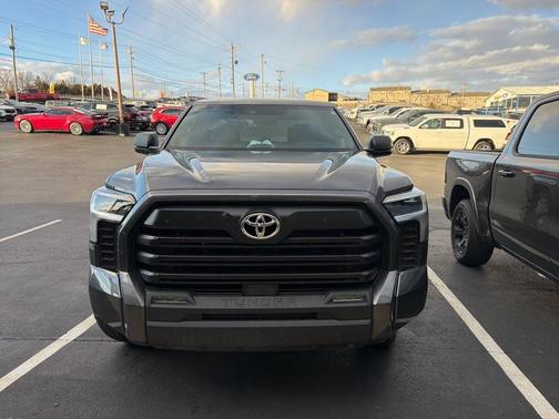 2025 Toyota Tundra SR5