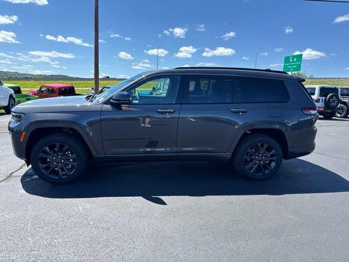 Baltic Gray Metallic Clearcoat 2026 Jeep Grand Cherokee L Limited