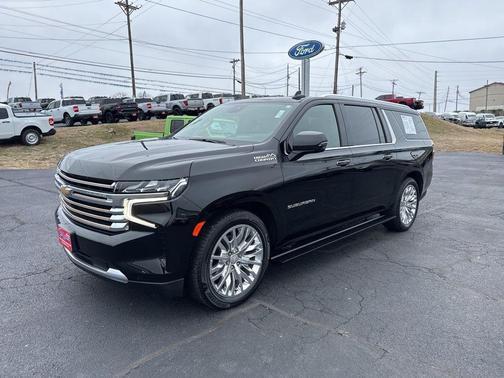 2023 Chevrolet Suburban 4WD High Country