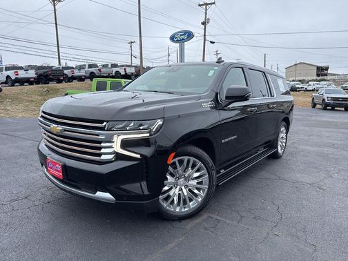 2023 Chevrolet Suburban 4WD High Country