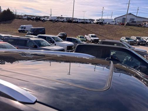 2023 Chevrolet Suburban 4WD High Country