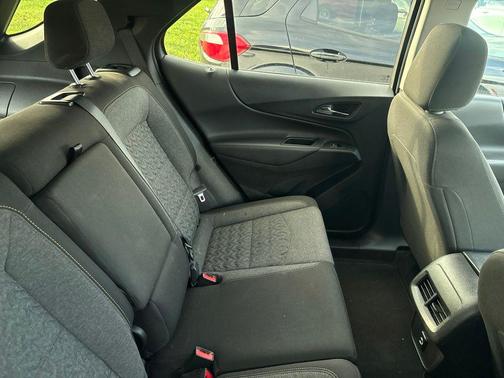 Summit White 2024 Chevrolet Equinox 1LT