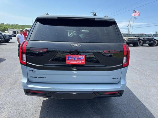 GLACIER GRAY MET TRI-COAT 2026 Ford Expedition Max Platinum