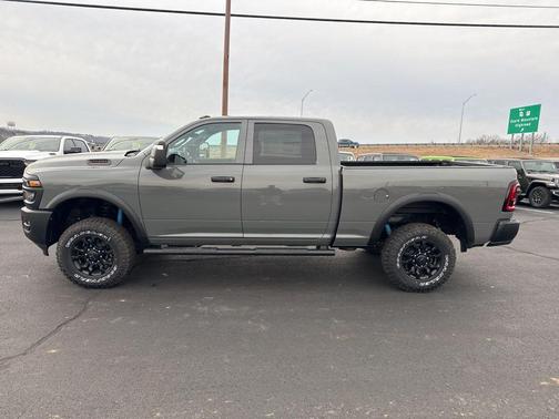 2026 RAM 2500 Tradesman Crew Cab 4x4 6'4' Box