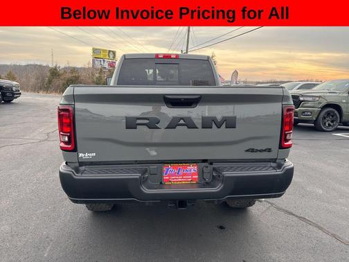 Ceramic Gray Clearcoat 2026 RAM 2500 Tradesman Crew Cab 4x4 6'4' Box
