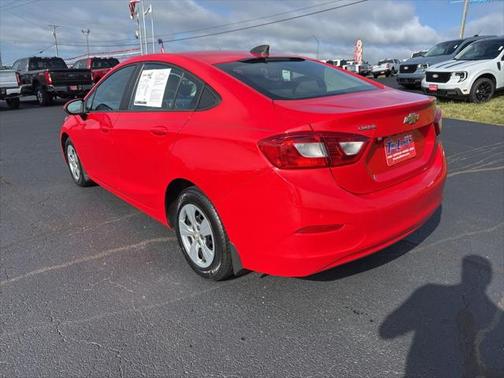 2018 Chevrolet Cruze LS
