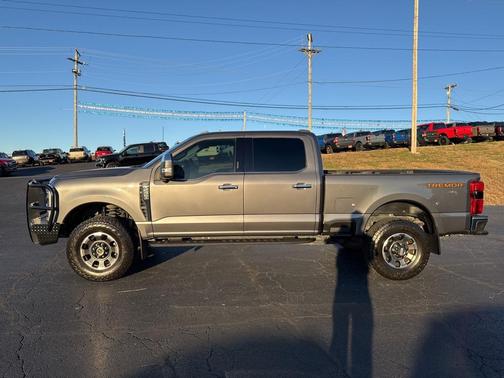 2023 Ford F-250 Lariat