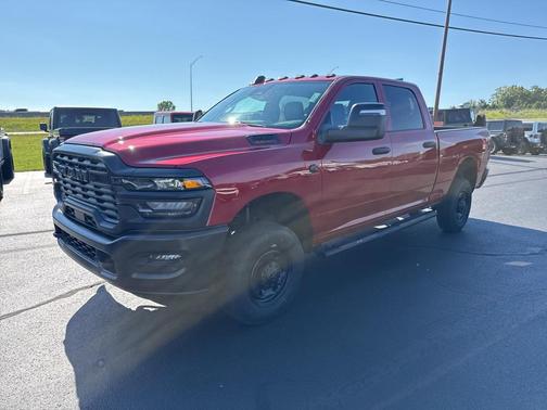 2025 RAM 2500 Tradesman Crew Cab 4x4 6'4' Box