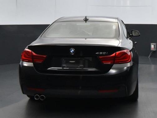 Photo 4 of 32 of 2019 BMW 430 i