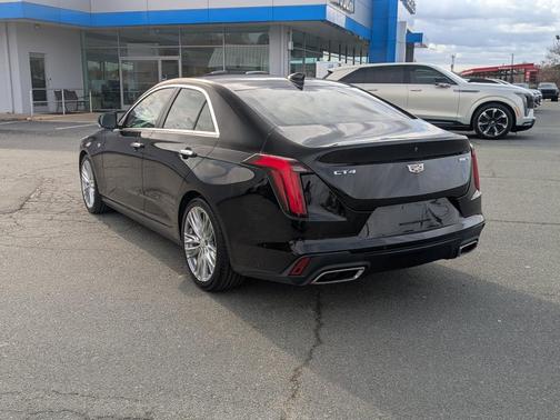 2022 Cadillac CT4 Premium Luxury