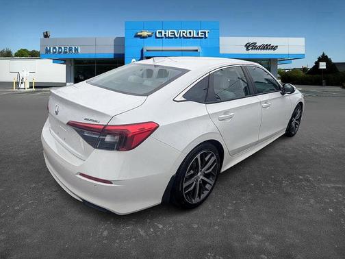 2022 Honda Civic Touring