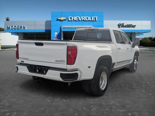 2025 Chevrolet Silverado 3500 High Country