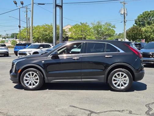 Black 2023 Cadillac XT4 Luxury