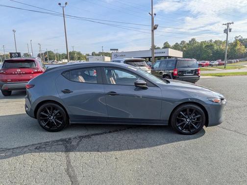 2023 Mazda Mazda3 2.5 S Carbon Edition