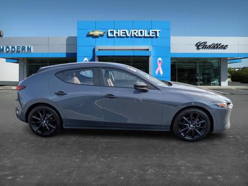 2023 Mazda Mazda3 2.5 S Carbon Edition