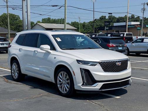 2021 Cadillac XT6 Premium Luxury AWD